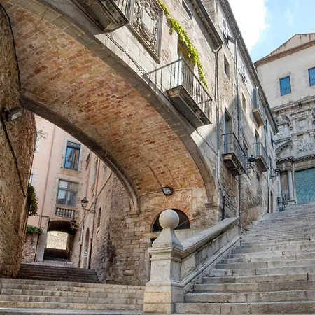 Old Side Two Apartment Girona