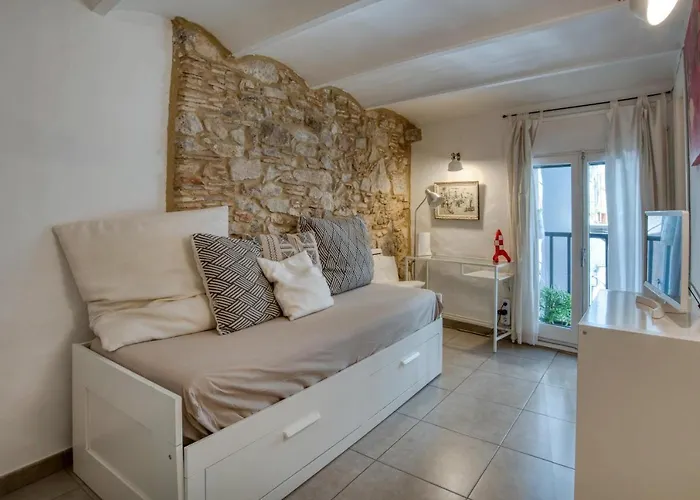 Old Side Two Apartment Gerona